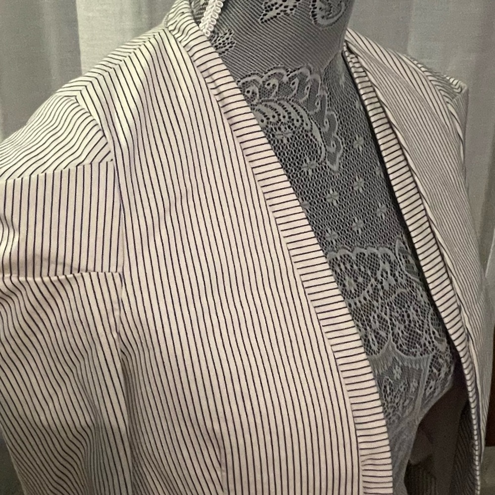 Zara Basic Cropped Jacket - image 6